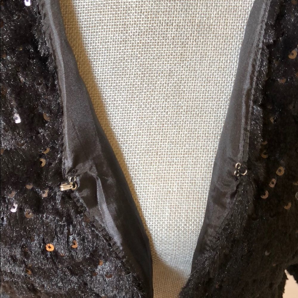 Romeo & Juliet Black Sequin and Faux Fur Cardigan - Picture 4 of 5